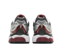 Saucony Omni 9 - Red Silver