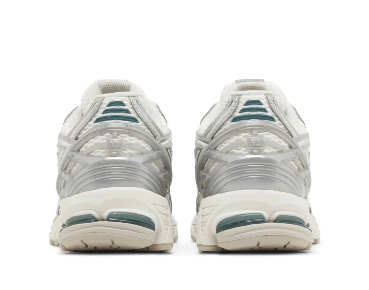 NB 1906R Silver Metallic Cream