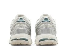 NB 1906R Silver Metallic Cream