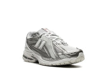 NB 1906R Silver